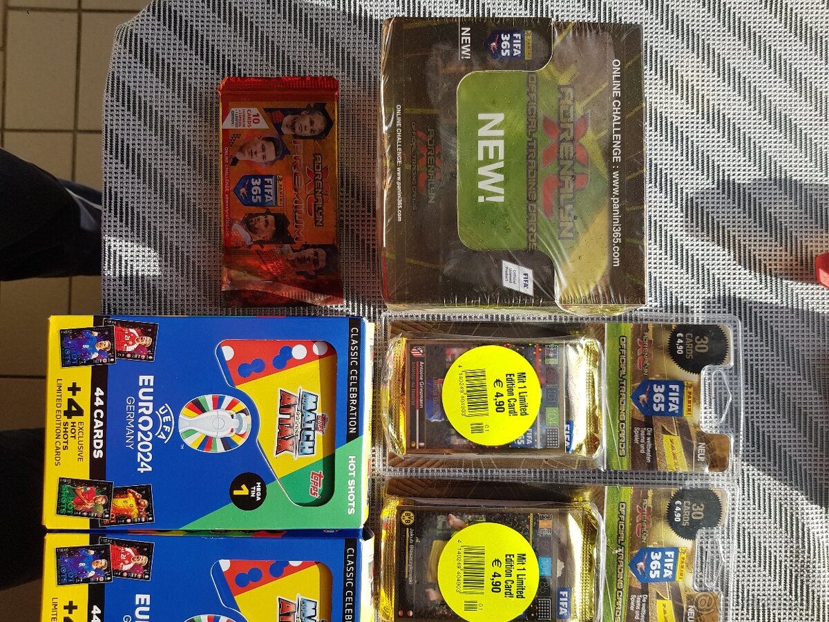 Traktory kovové plus iné - 8