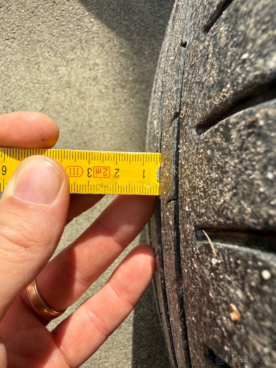 Dezent r17 pneu 215/55 letné - 8