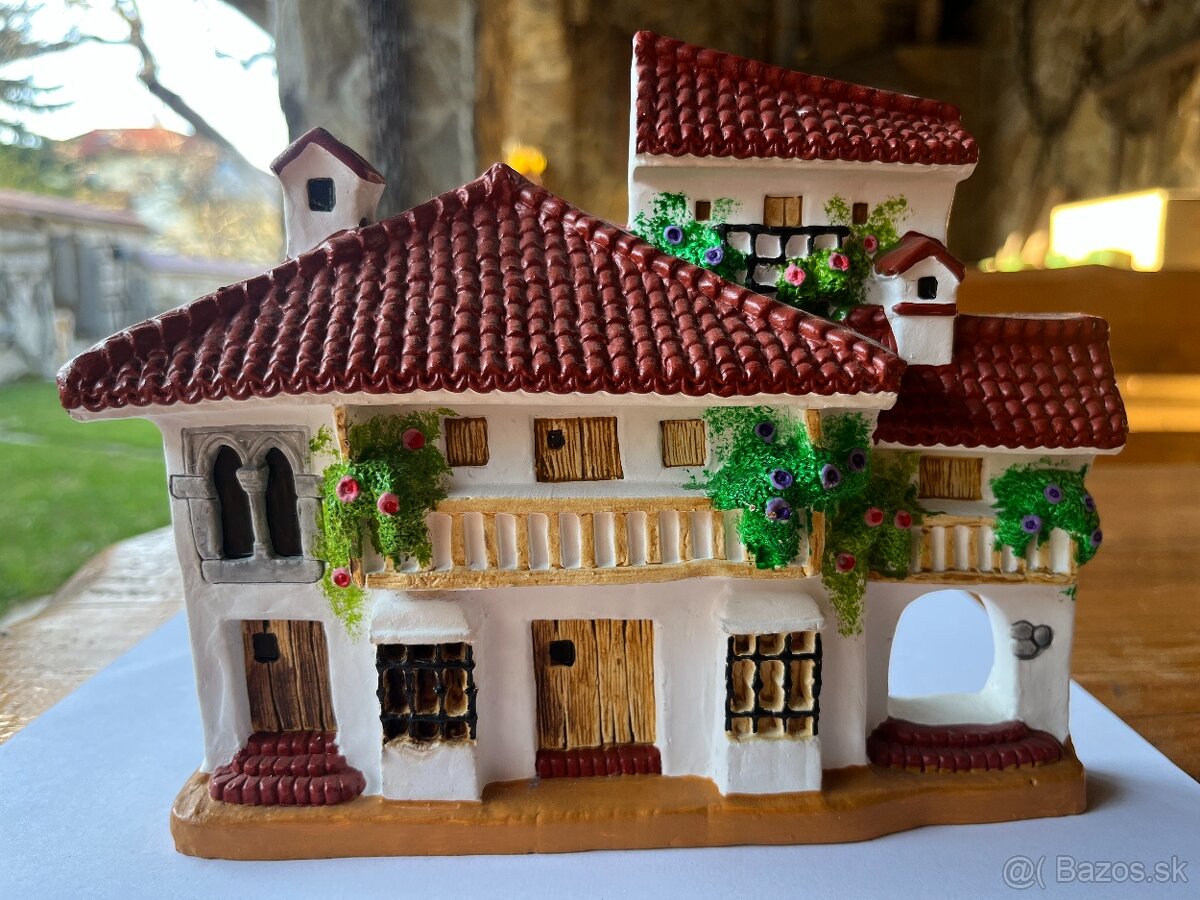 Plastika španielského domu - 8