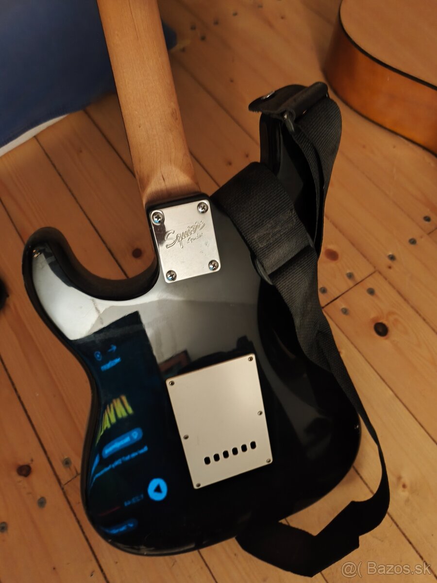 Basový reproduktor, zosilovač, elektrická gitara - 8