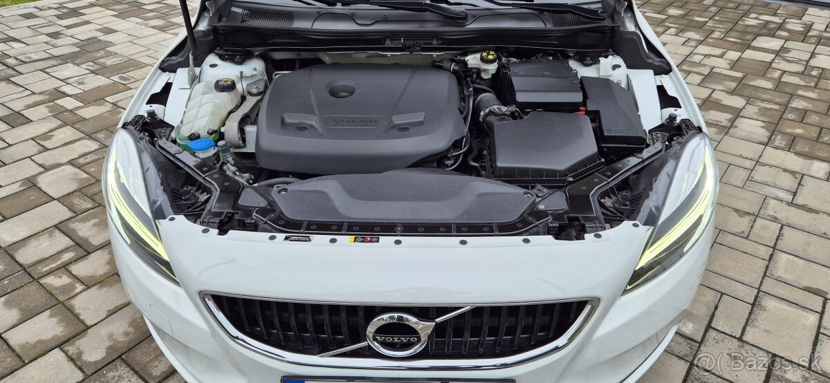 Volvo V40 T2 1.5L 122k Momentum Geartronic - 8