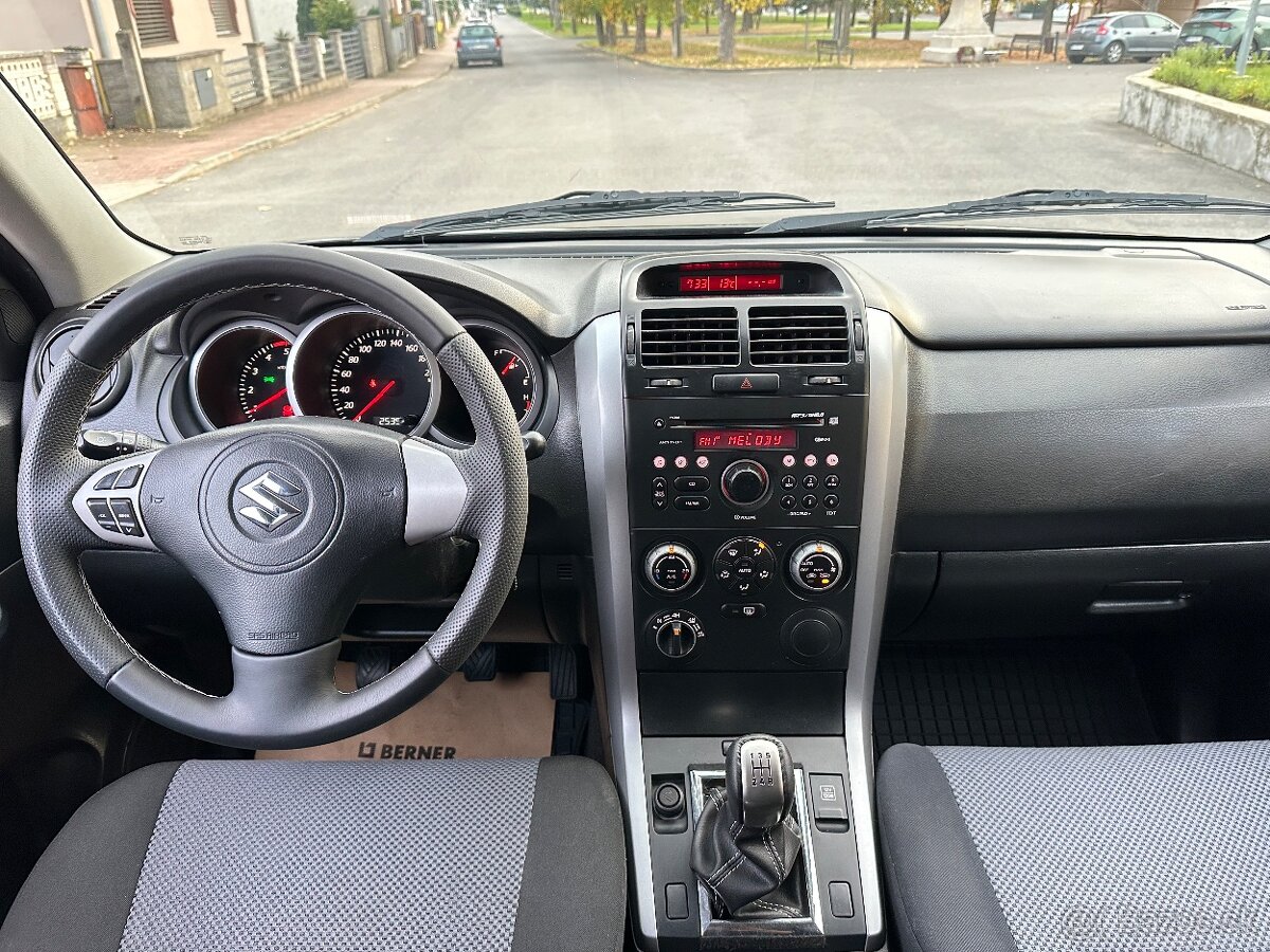 SUZUKI GRAND VITARA 1.9 DDiS 4X4 3DV Ťažné Uzávierka IT - 8