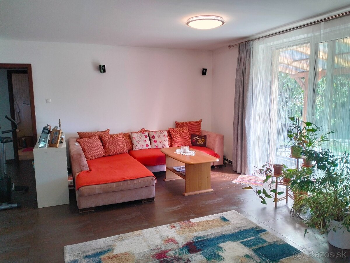 Na predaj 4-izbový bungalov v obci Ďanová, okres Martin - 8