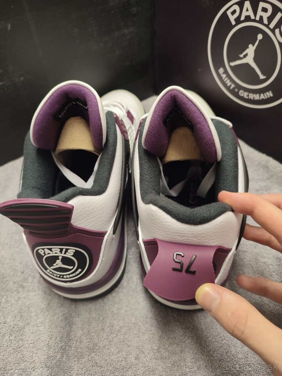 Air Jordan 4 Retro PSG - 8