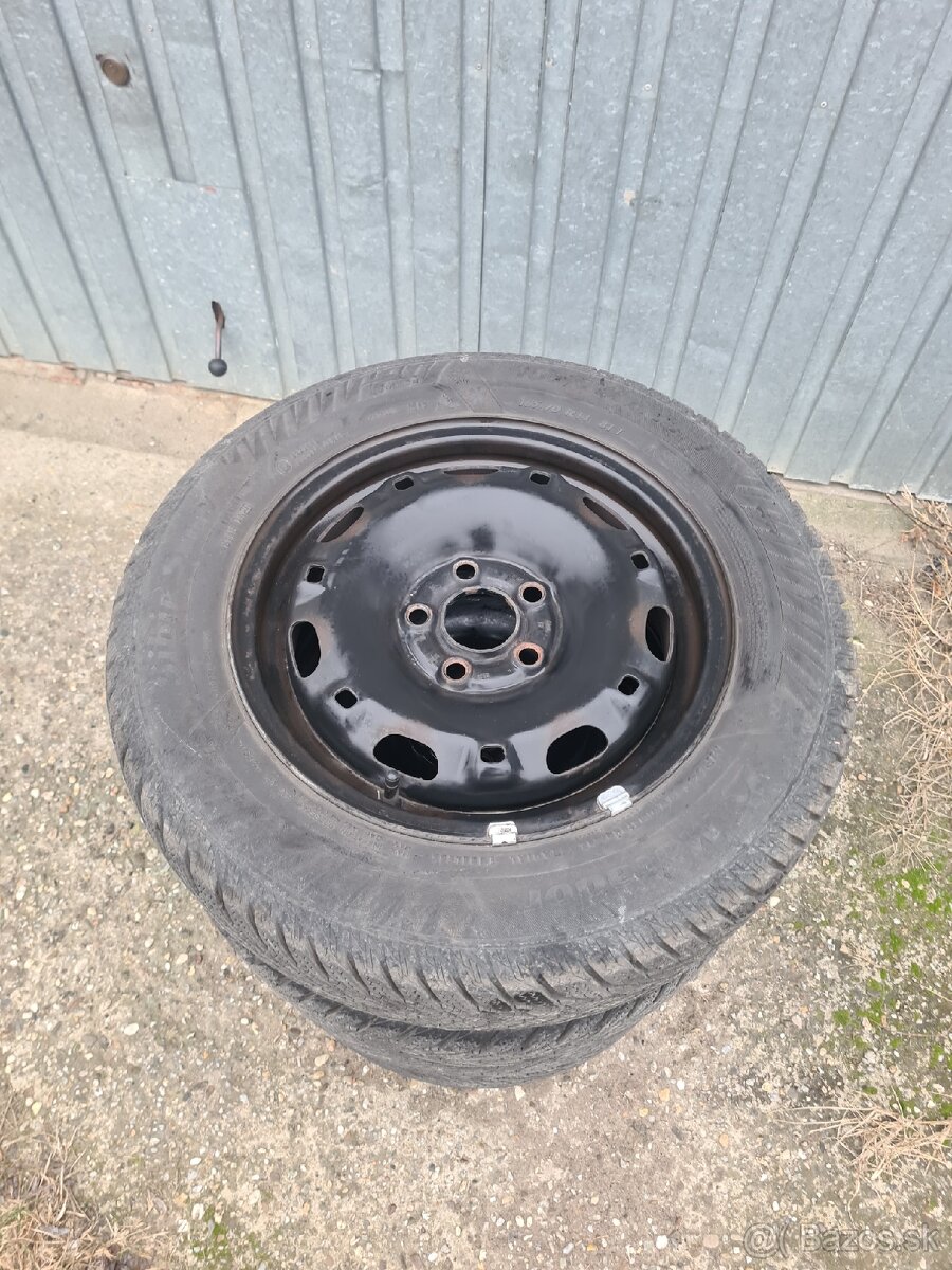 Zimne pneu skoda fabia r14 - 8