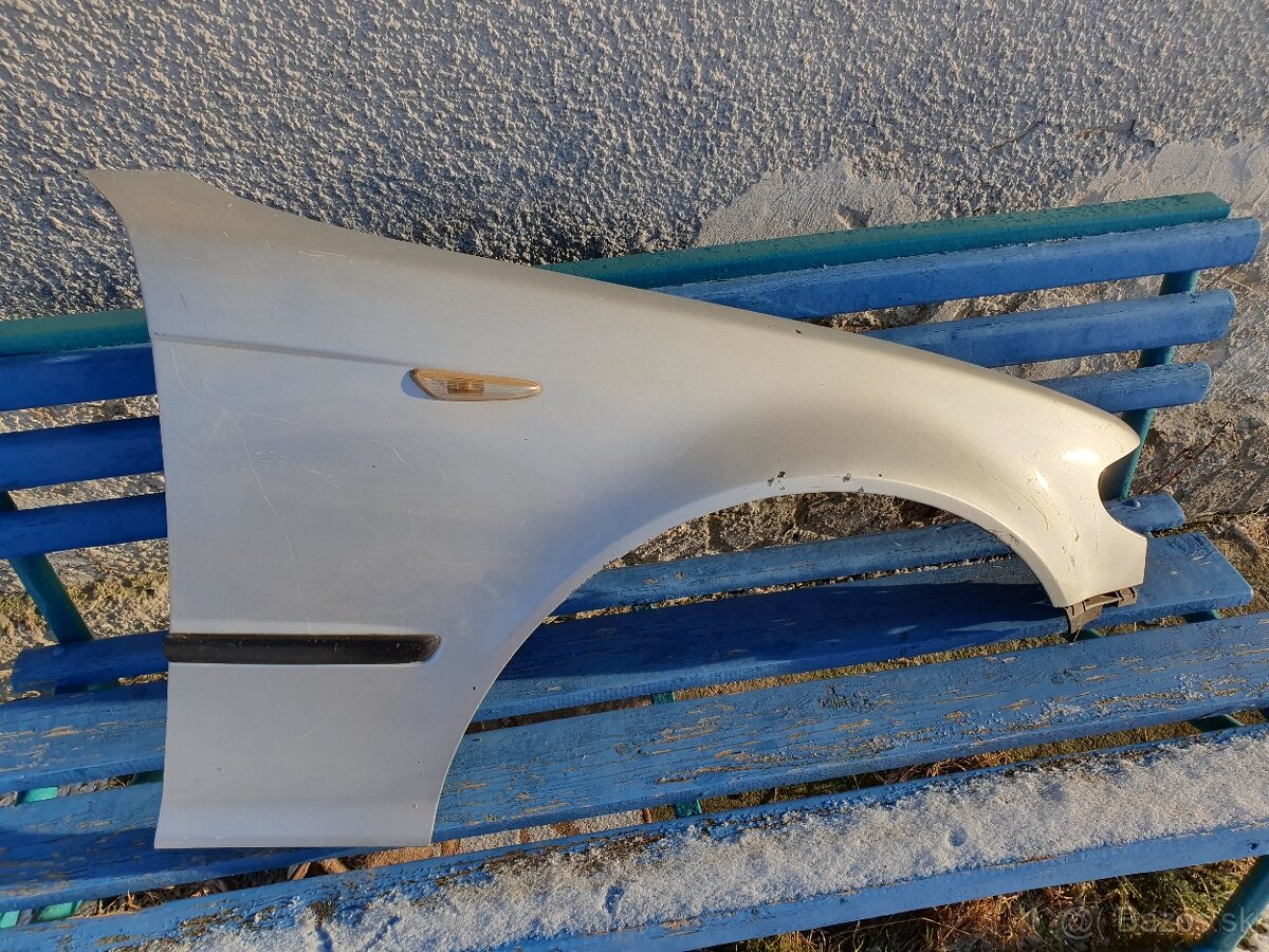 Blatníky BMW 3 E46 - 8