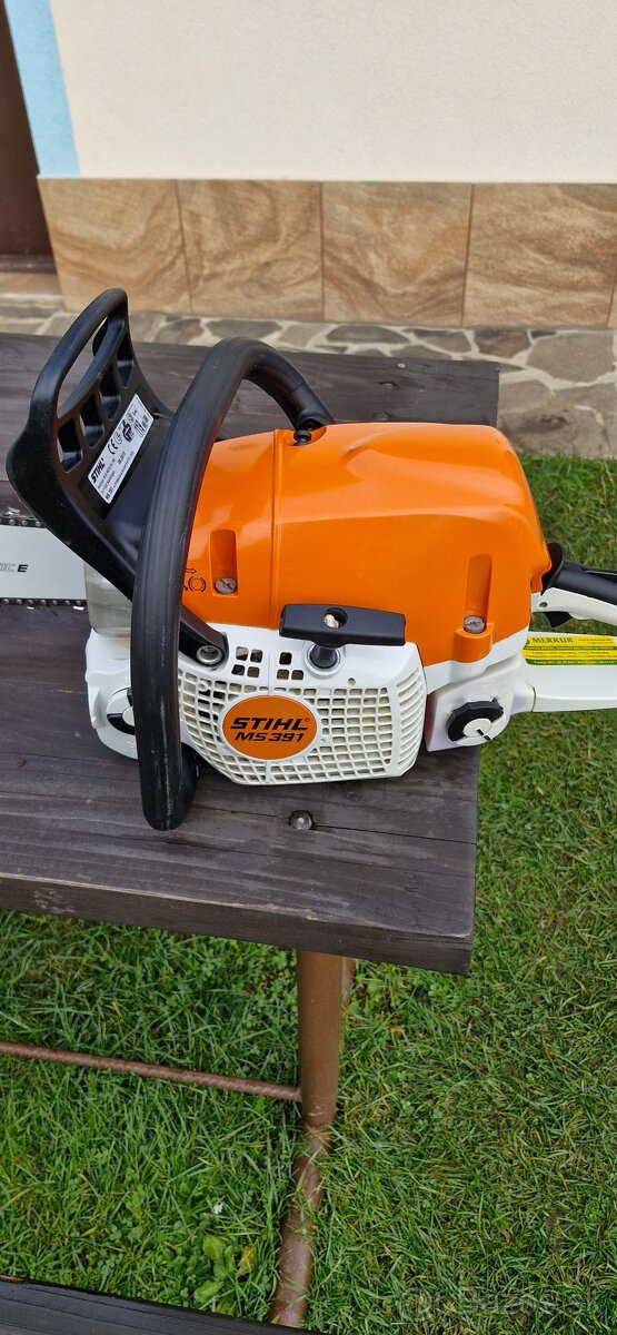 Motorova pila stihl 391 - 8