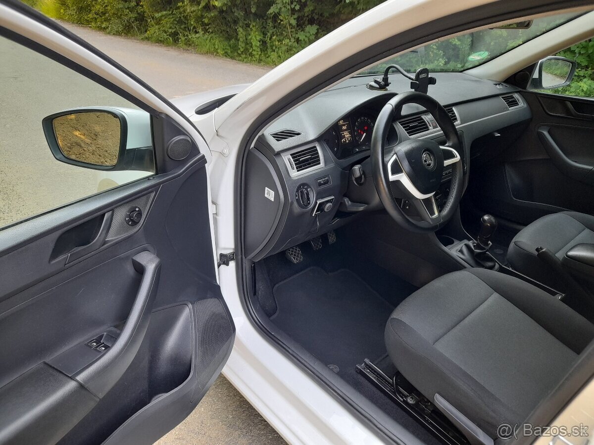 ŠKODA RAPID 1.2 TSI 63KW,2015,96.800KM,NEZ. TOPENÍ,TAŽNÉ - 8