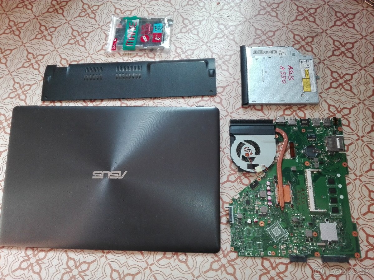 Asus notebooky na diely. - 8