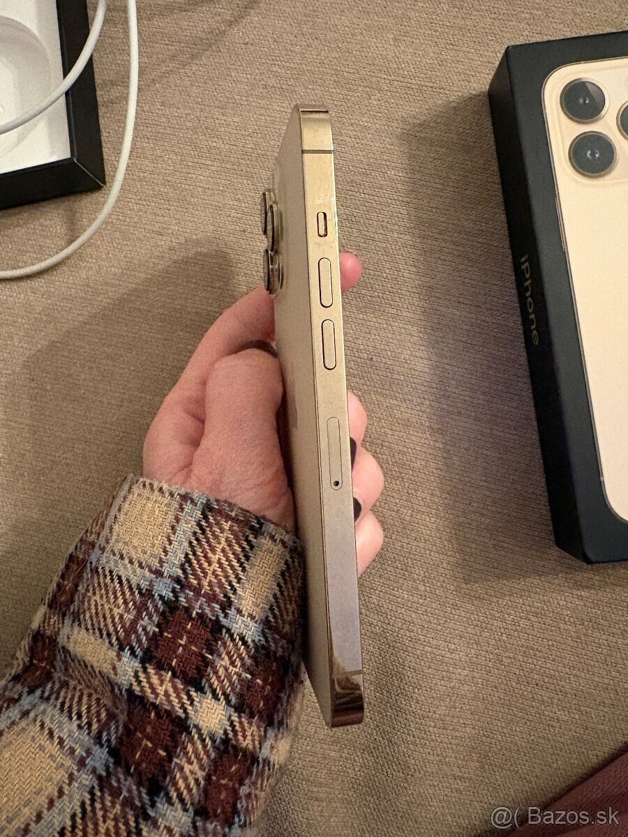 iPhone 13pro 128gb - 8