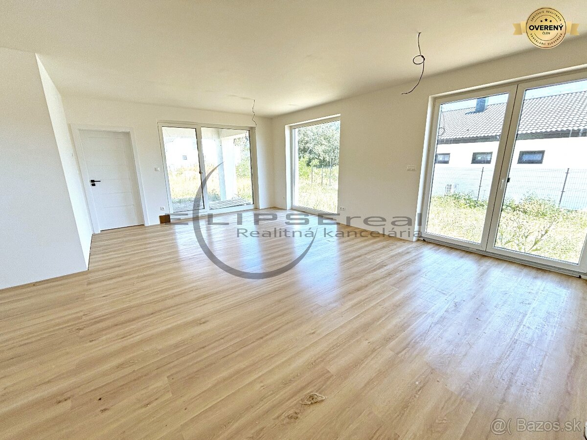 SKOLAUDOVANÉ Štýlový 4i dom – ŠTANDARD v cene - 8