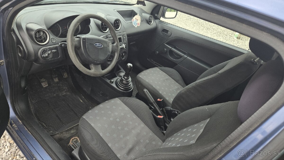 Ford fiesta 1.3 benzin nová stk ek - 8