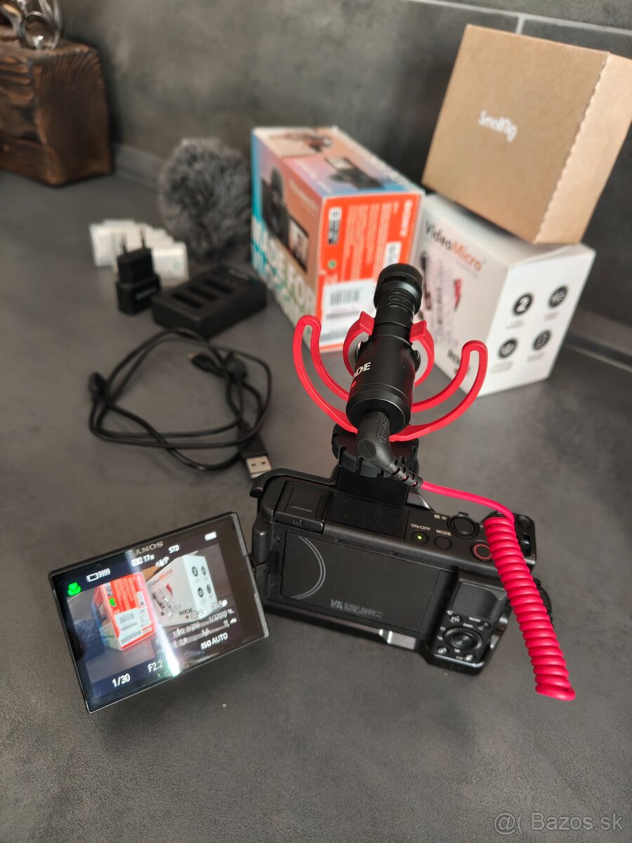 SONY ZV1 + príslušenstvo - 8