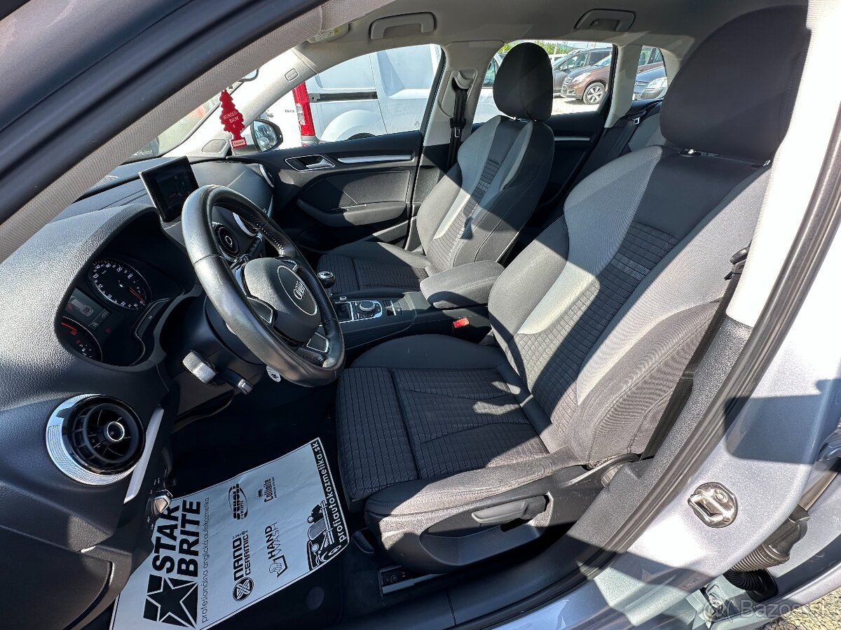 Audi A3 Sportback 2.0 TDI DPF Ambiente - 8