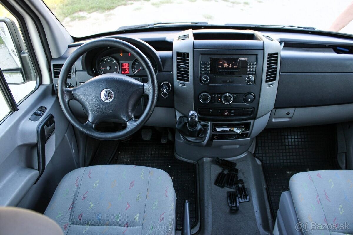 Volkswagen Crafter 2.5 TDI 9 MIEST - 8