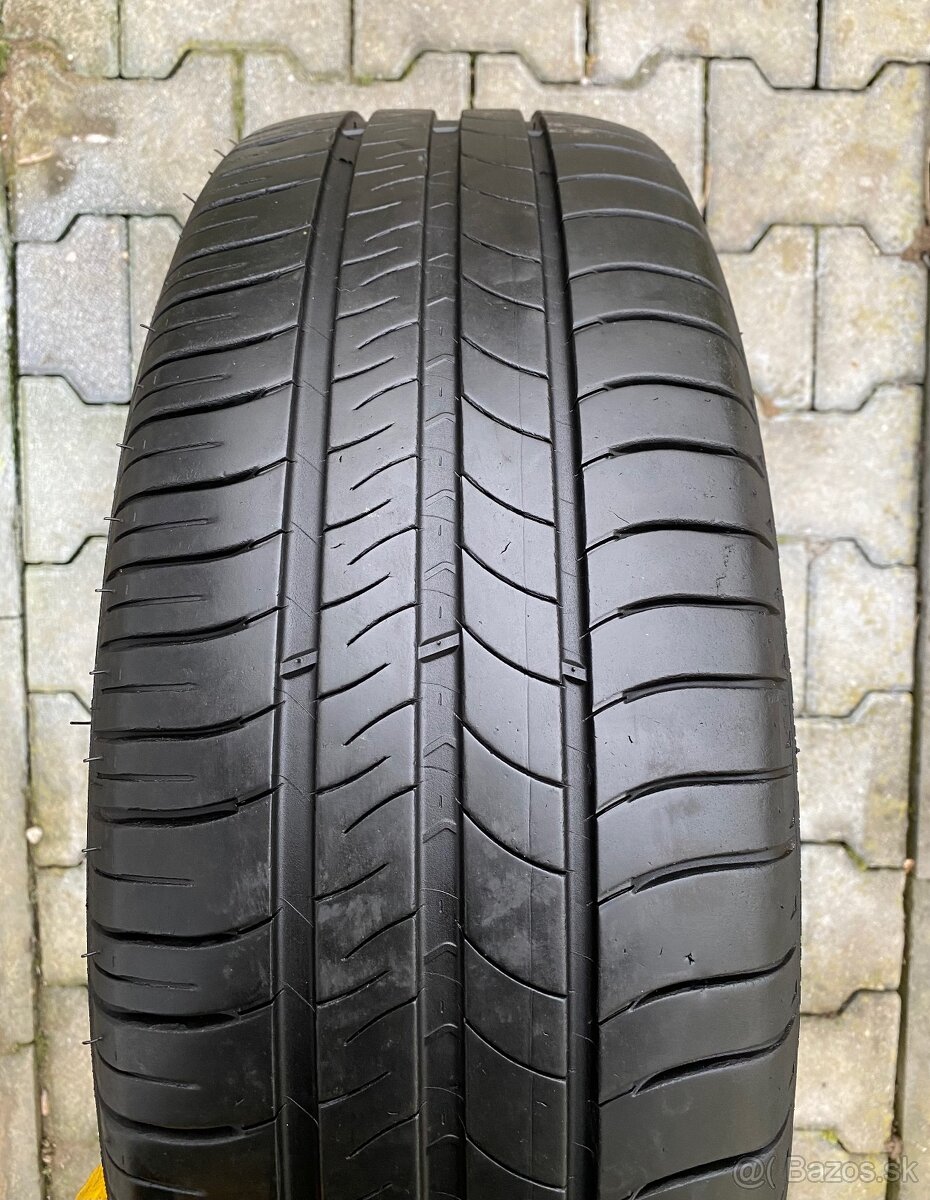 205/60 r16 letné Michelin 92V - 8