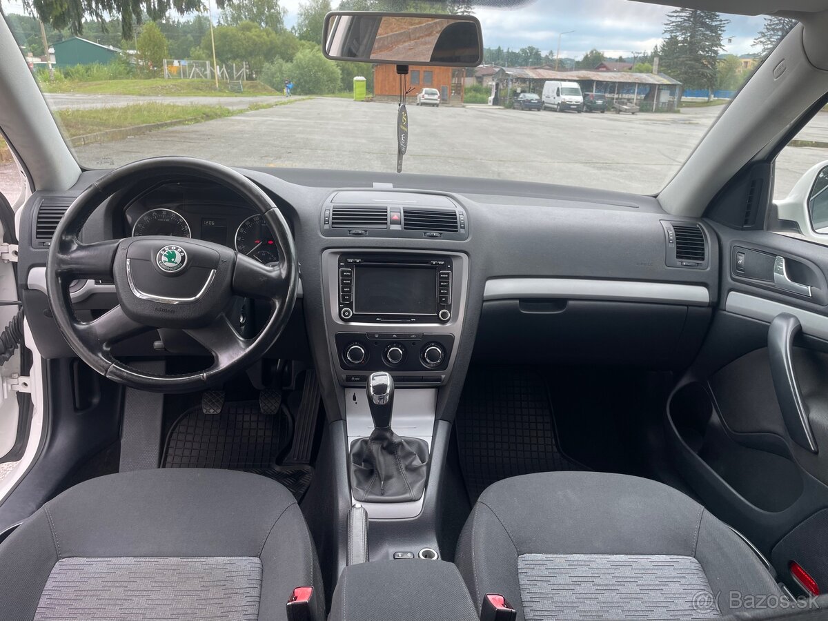 Škoda Octavia 2.0 TDi - 8