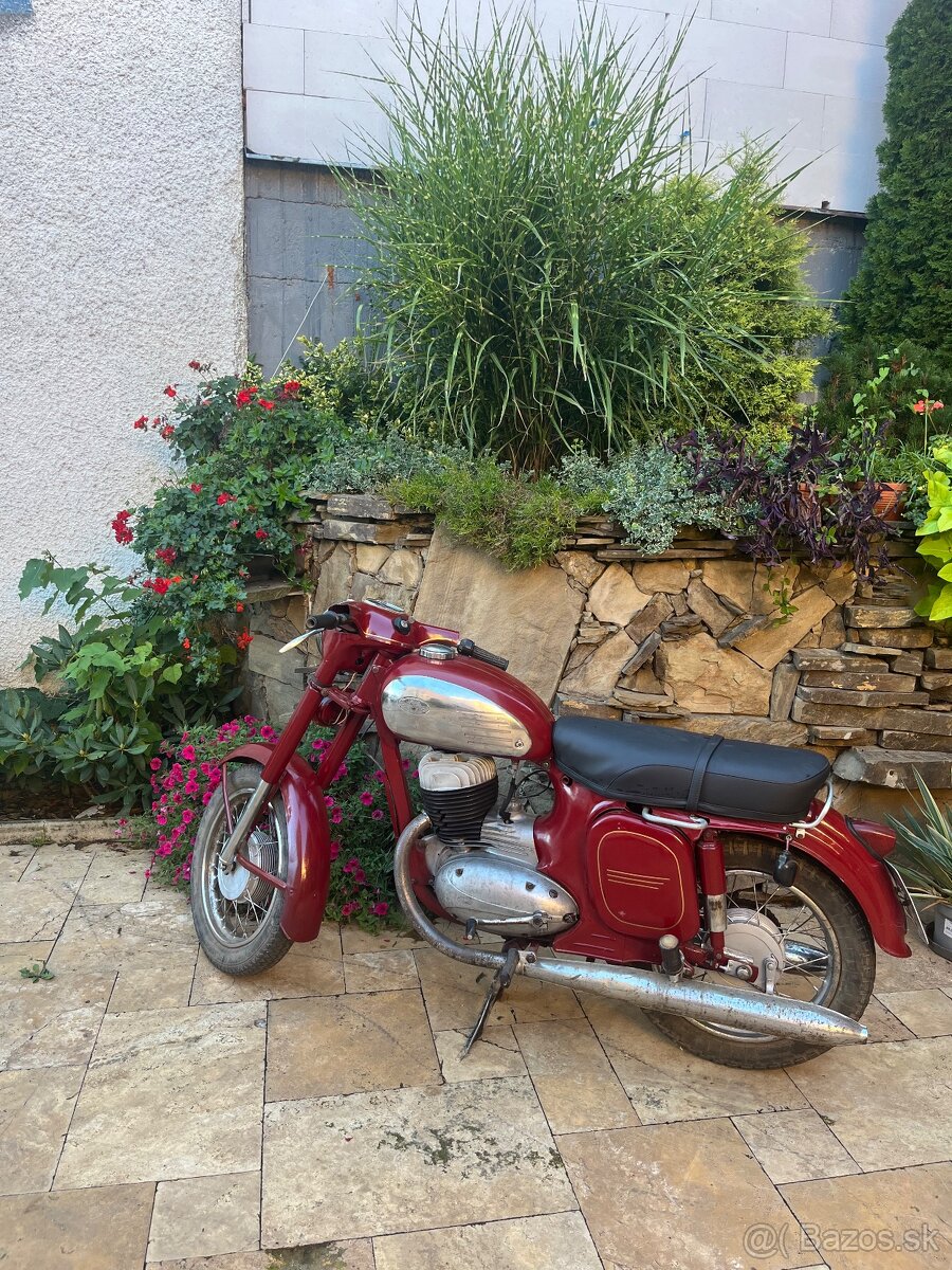 Predám Jawu 250 Panelka – krásna klasika v super stave - 8