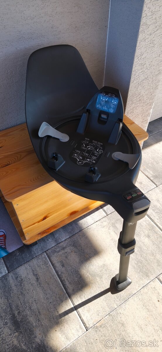 Autosedačka Cybex CLOUD T+ - 8