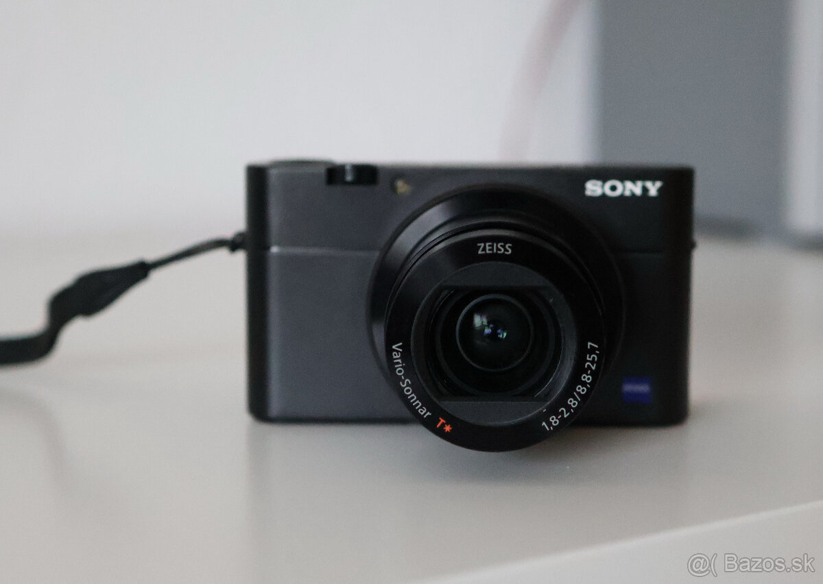 Fotoaparát Sony DCS-RX1005A - 8