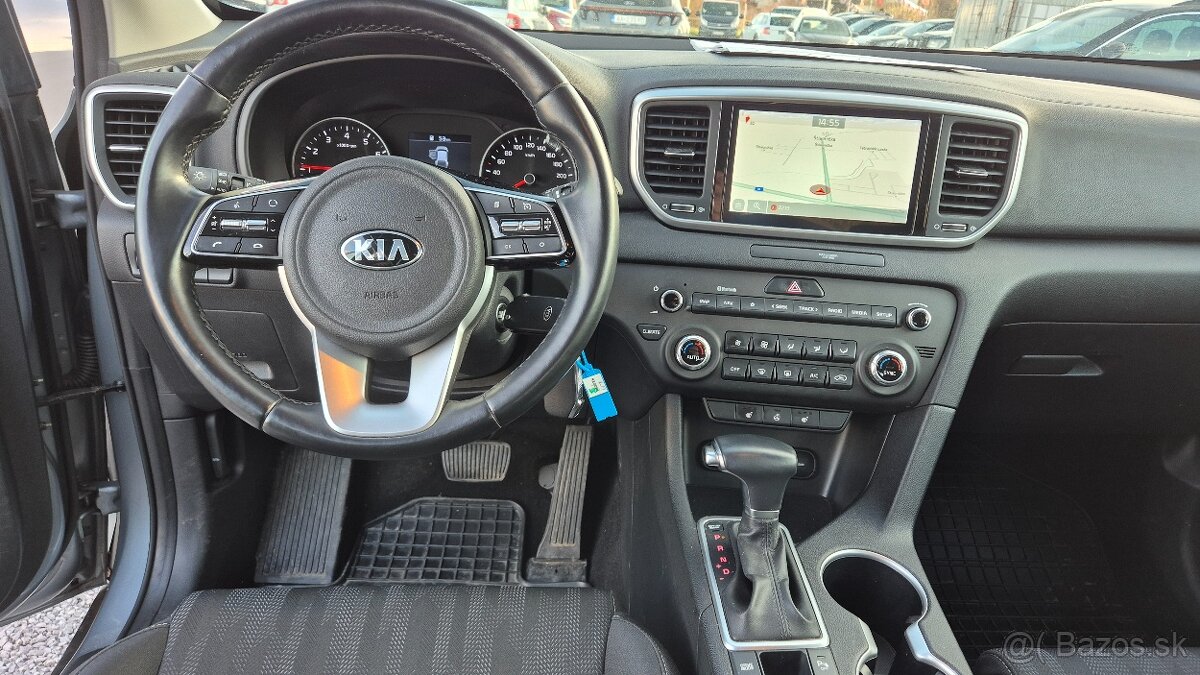 Kia Sportage 1.6 T-GDi Gold A/T SK 1 MAJITEL - 8