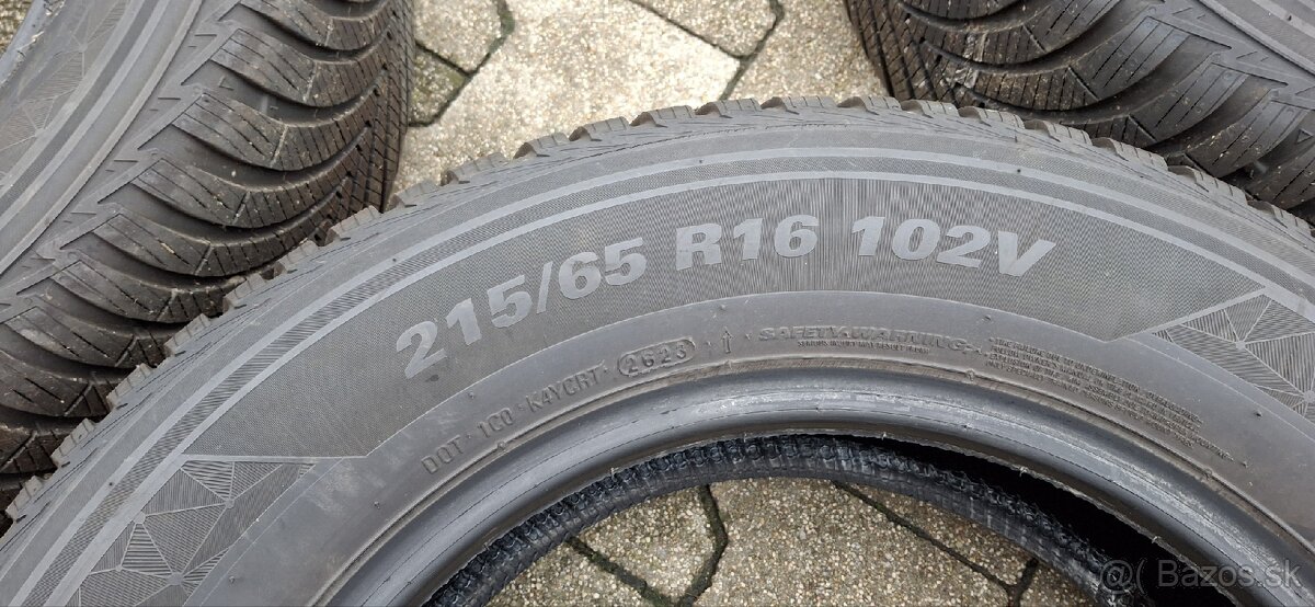 Celoročné pneumatiky 215 65 r16 - 8
