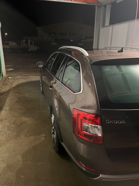 NA PREDAJ ŠKODA OCTAVIA SCOUT III - 8