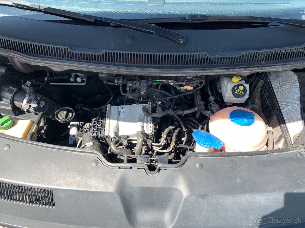 Predám Volkswagen T6 caravelle 9miestne 4x4 - 8