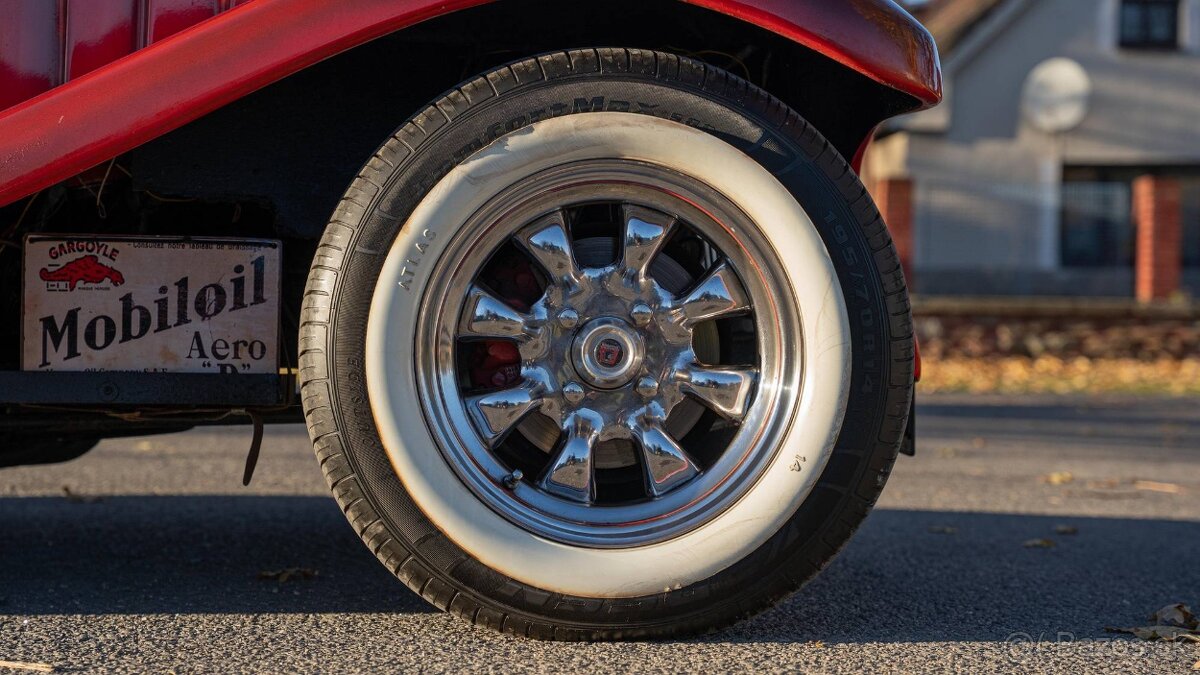 Pilgrim Bulldog MG 1973 - 8