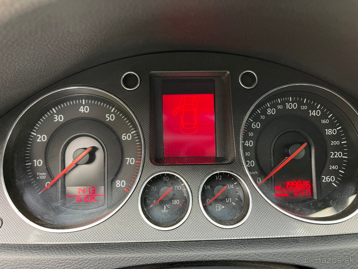 VW Passat kombi B6 benzín automat - 8