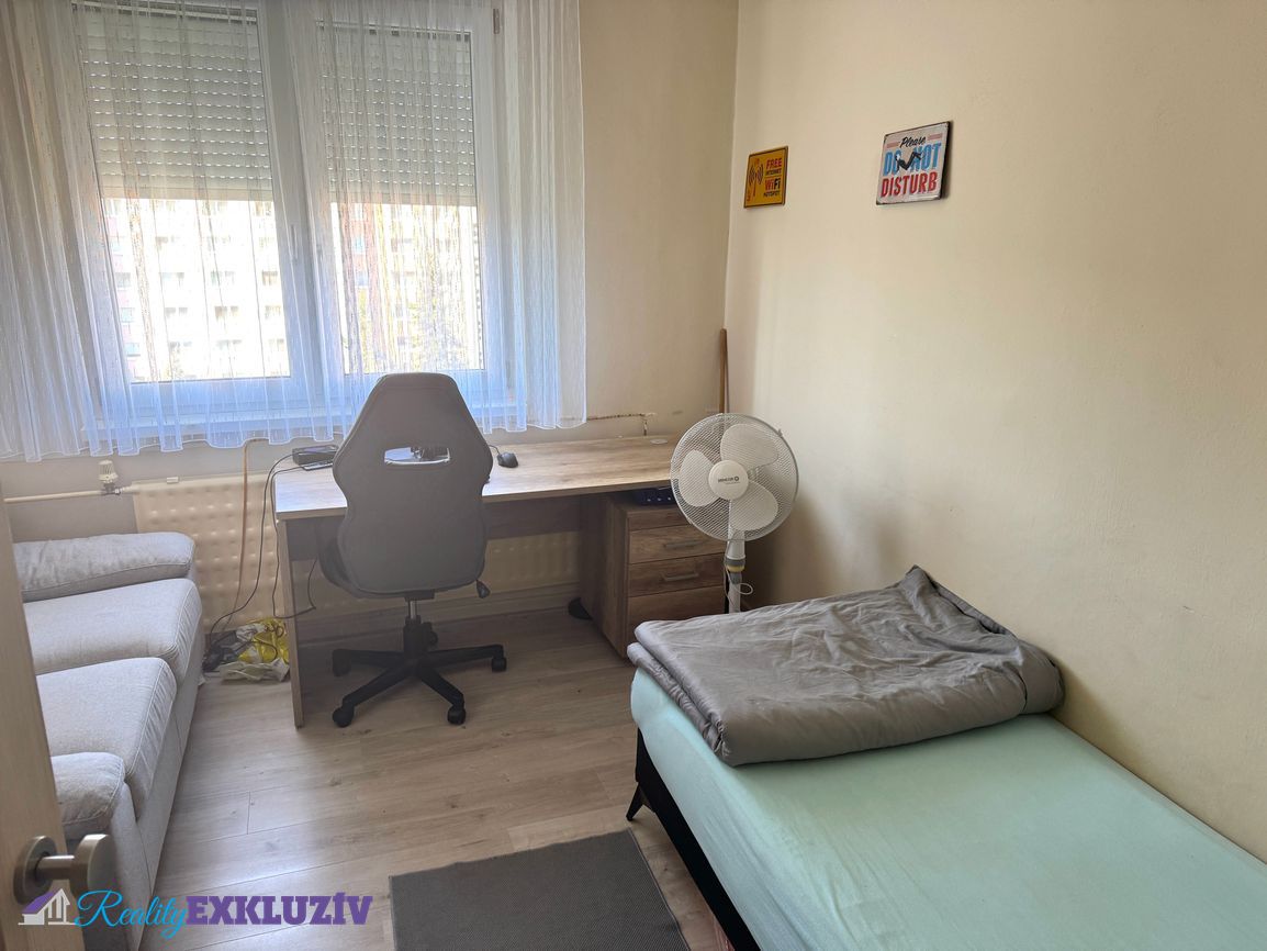 Na predaj pekný 3 izbový byt - Lučenec - 8