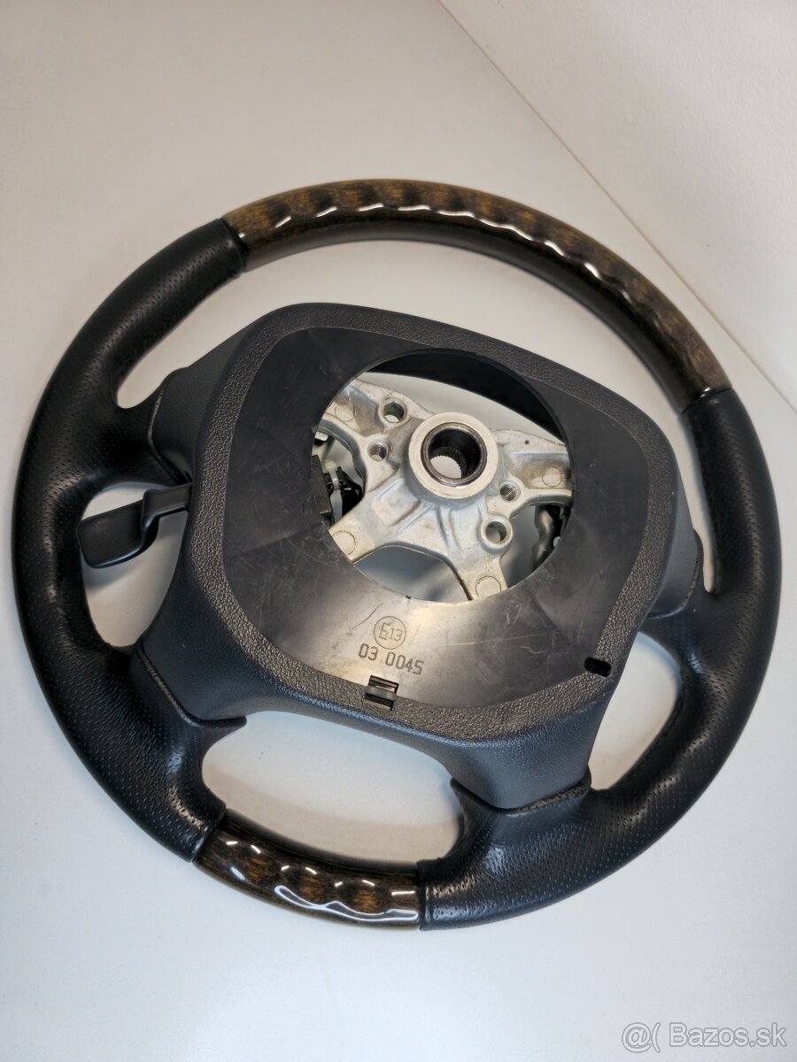 MOMO drevený volant impreza forester wrx sti - 8