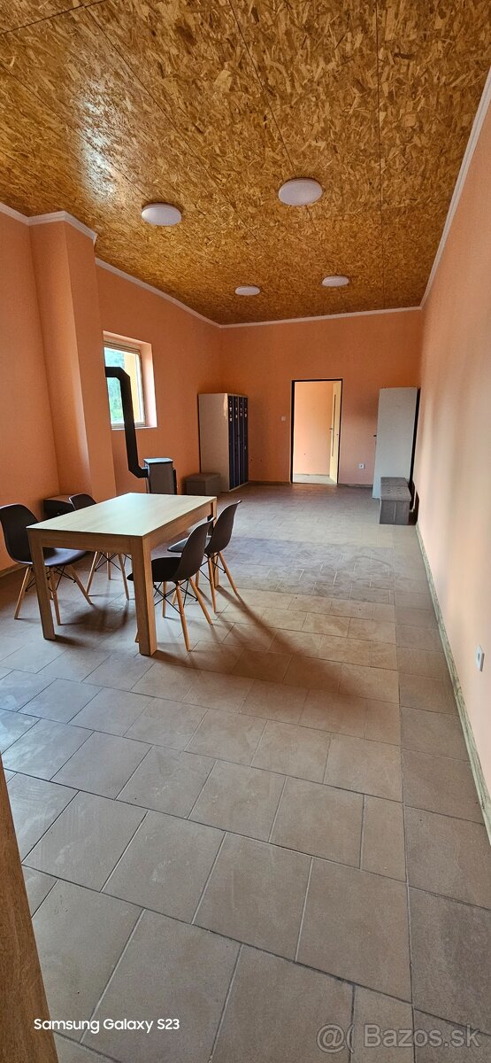 Prenajmem skladový priestor / hala / sociálne priestory - 8