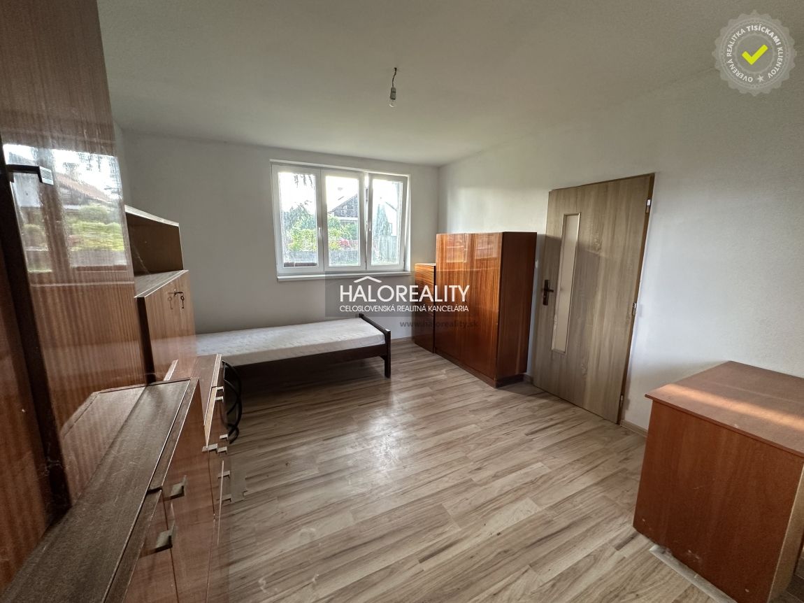 HALO reality - Predaj, rodinný dom Čata - 8