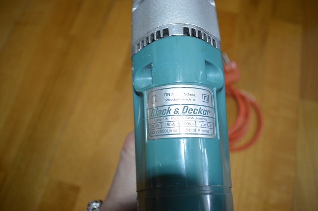 predam vrtacku Black and Decker (B&D) - 8