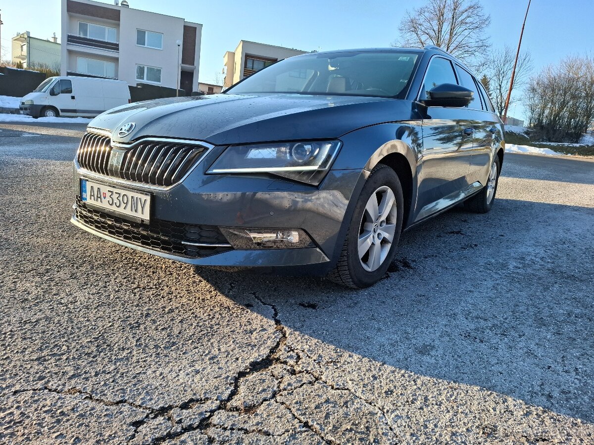 Škoda Superb 2018 - 8
