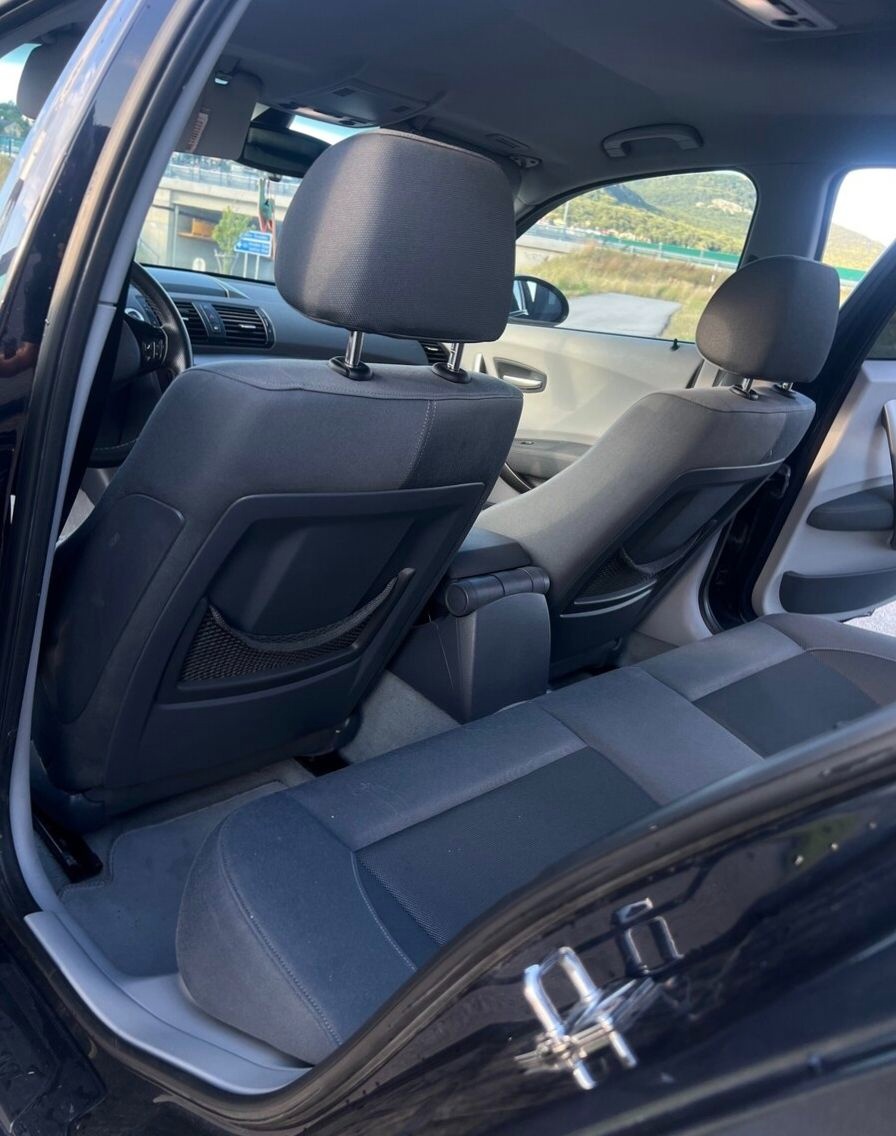 BMW 120d (E87) 2005 – 150 kW, manuál, M47 - 8