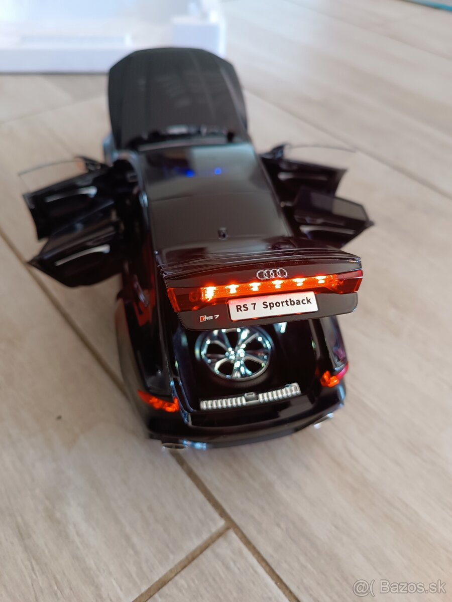 Audi RS7 sportback model 1:18 - 8