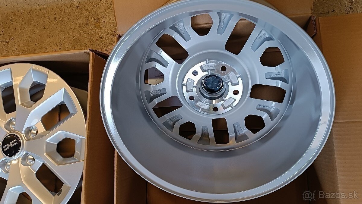 R16 dacia duster 5x114,3 mm - 8