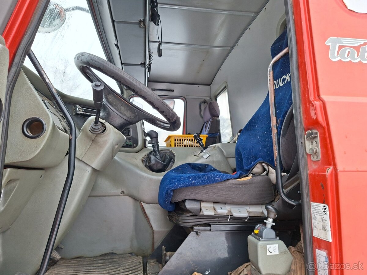 TATRA T815 TERRNO 6X6.2 - 8