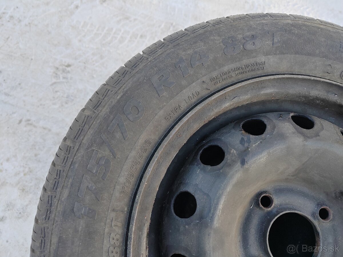 Zimné pneumatiky s plechovými diskami - 8