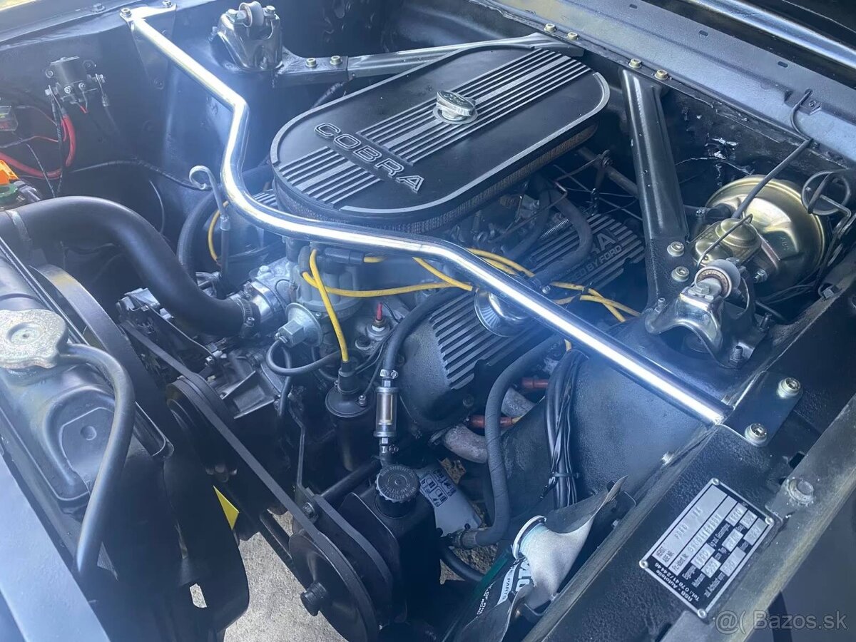 Ford Mustang Fastback A-Code z roku 1965 - 8