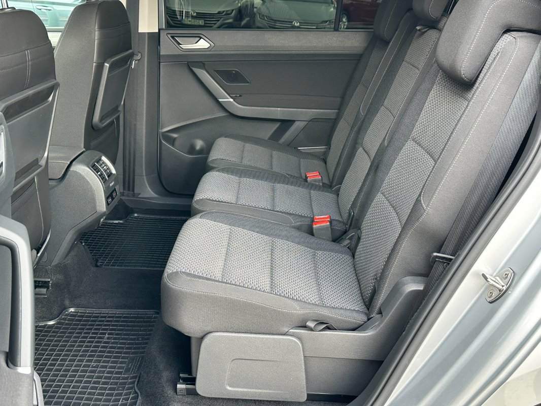 Volkswagen Touran 2.0 TDi - 8