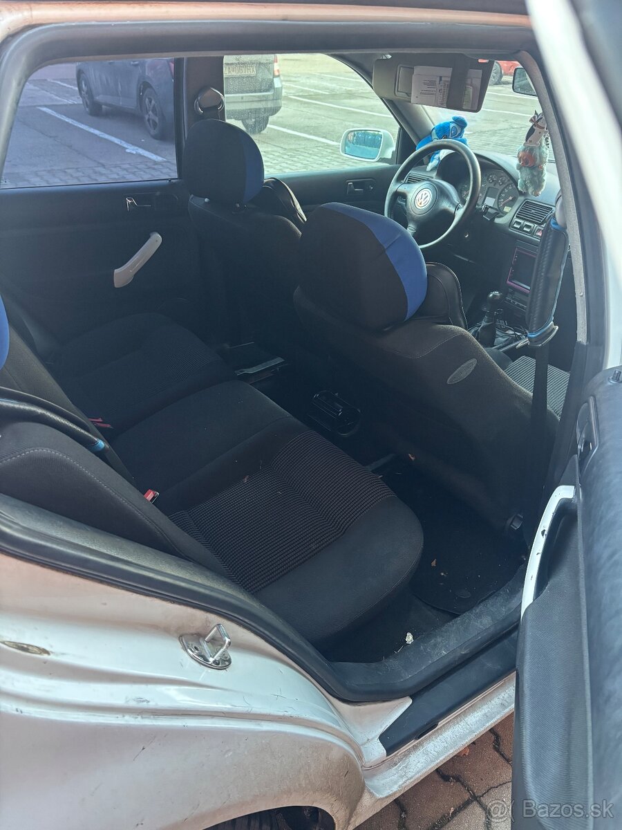 Predám Golf 4 1.9TDI 2000 81KW - 8