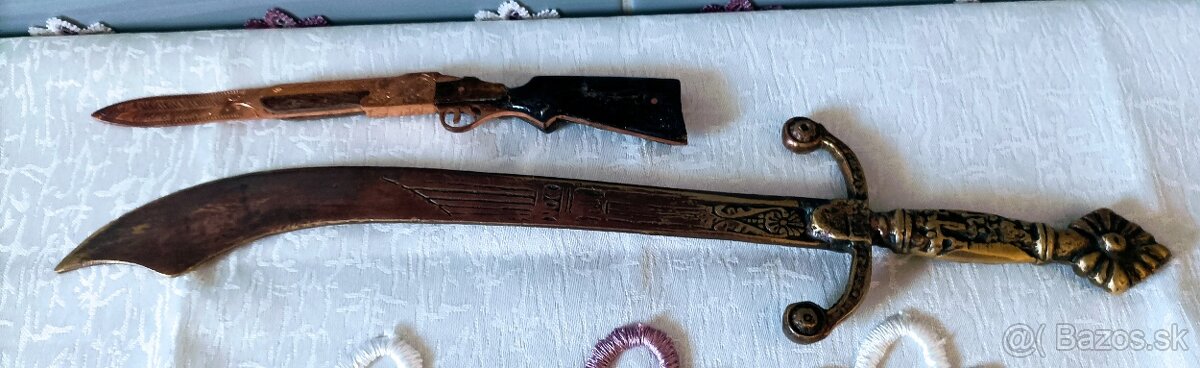 Mosadzné dekorácie - 8