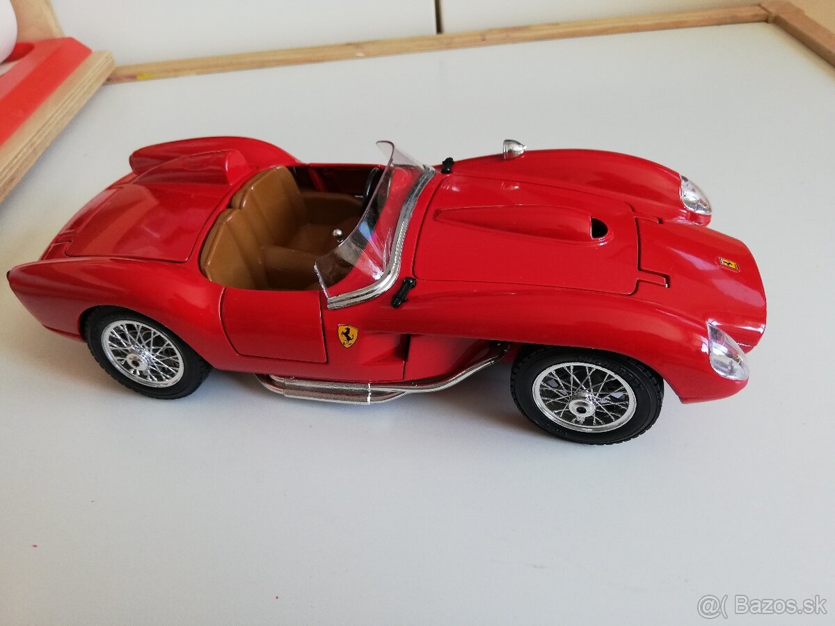 1:18 FERRARI 250 Maranello Bburago - 8