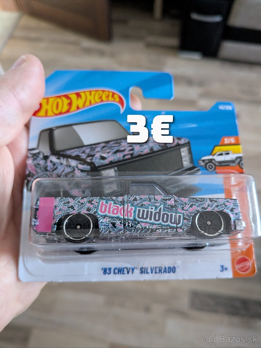 Hotwheels - 8