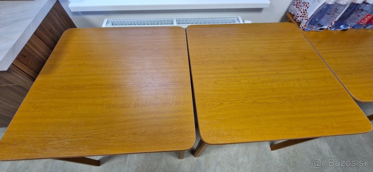 2 dverová skriňa + nočný stolík,stôl,váľanda - 8