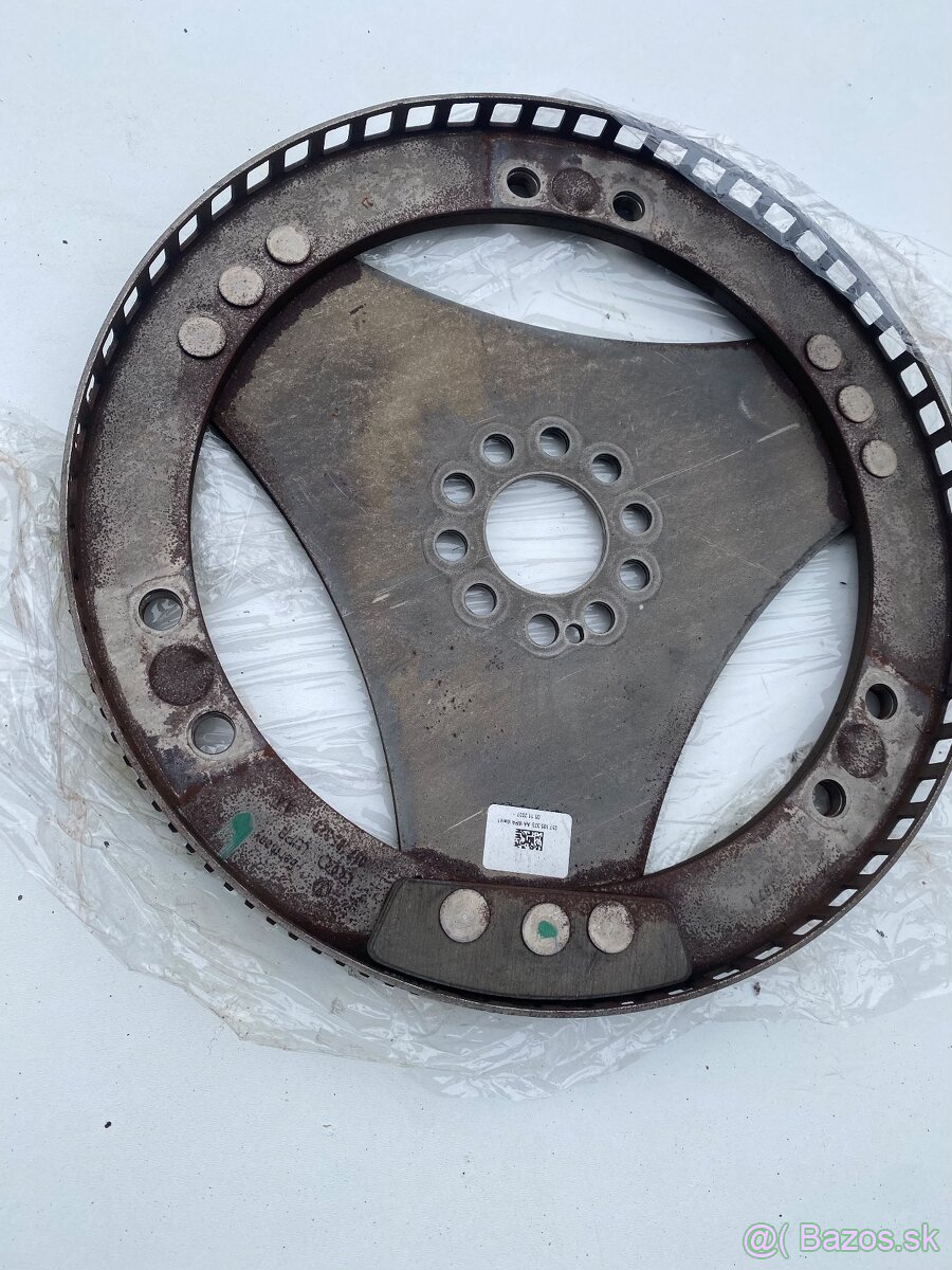 AUDI A8 náhradné diely - motor - vstrekovače atd - 8