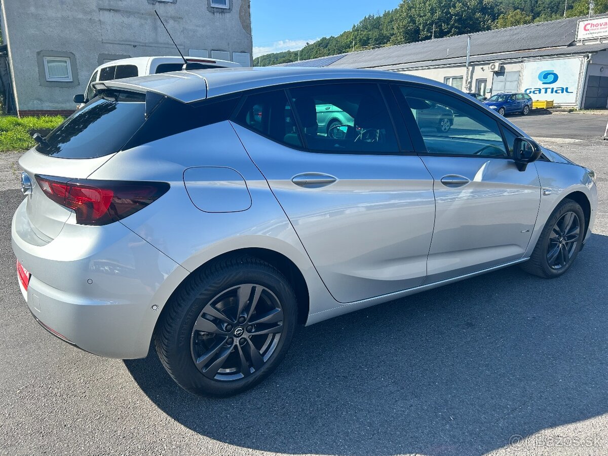 Opel Astra - 8